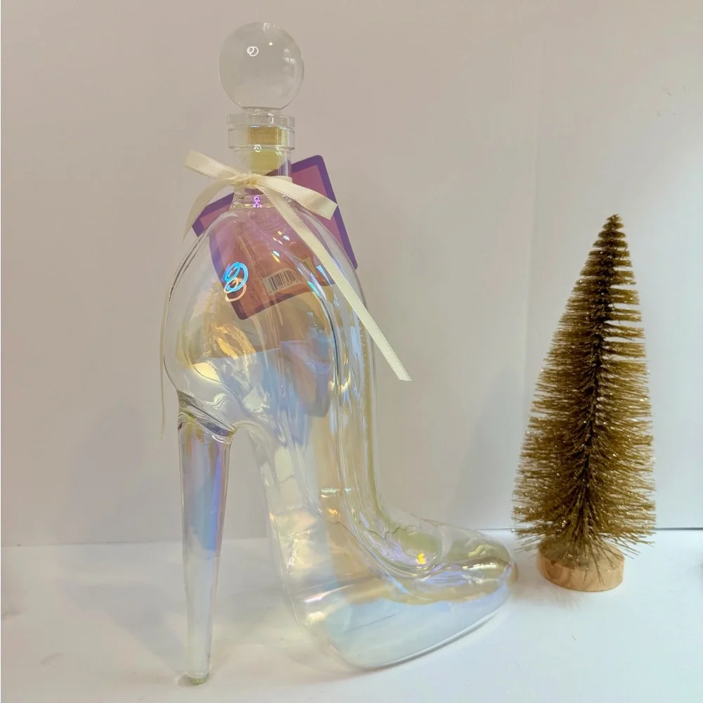 Godinger Crystal Luster High Heel Decanter
